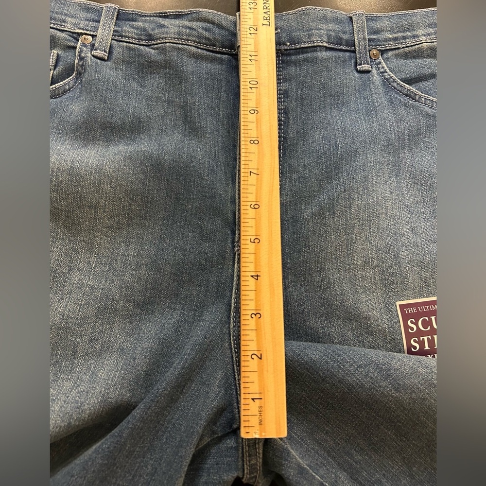 NWT Gloria Vanderbilt Amanda Heritage Fit Jeans 16 Average - Picture 6 of 9